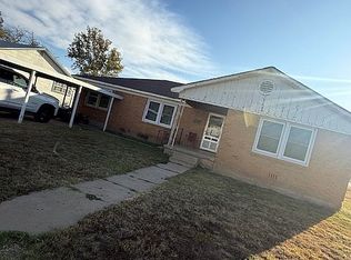 1610 Graham St, Wellington, TX 79095