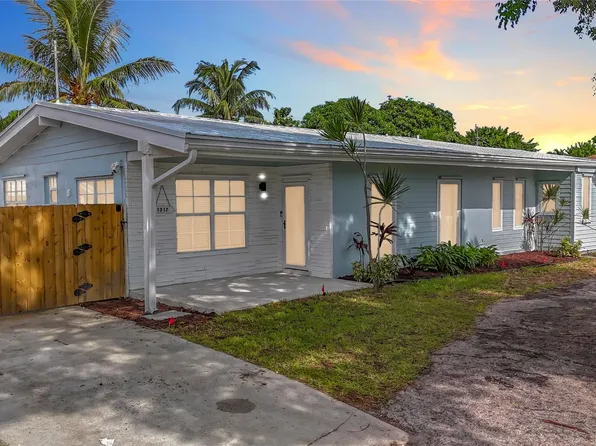 1317 S Broadway, Lantana, FL 33462