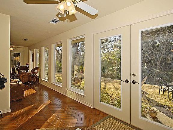 5th image of 7237 Tangleglen Dr