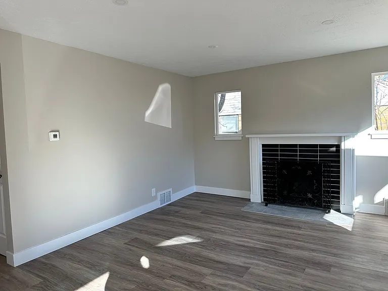 2925 Madison Ave — Photo 10