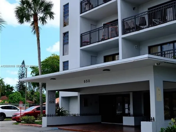 650 NE 149th St APT 407A, Miami, FL 33161