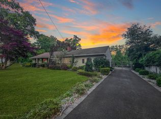 505 Union Hill Rd, Englishtown, NJ 07726