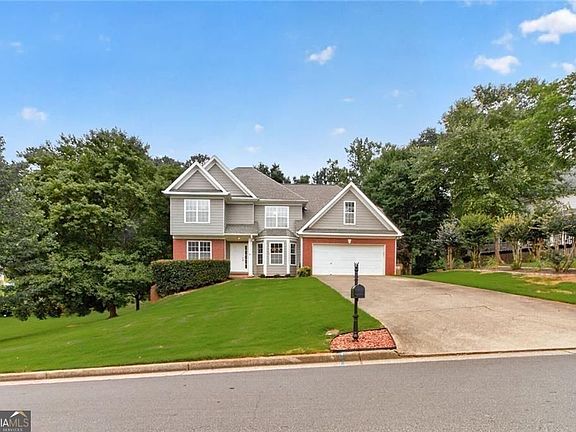2nd image of 2820 Cobblestone Dr