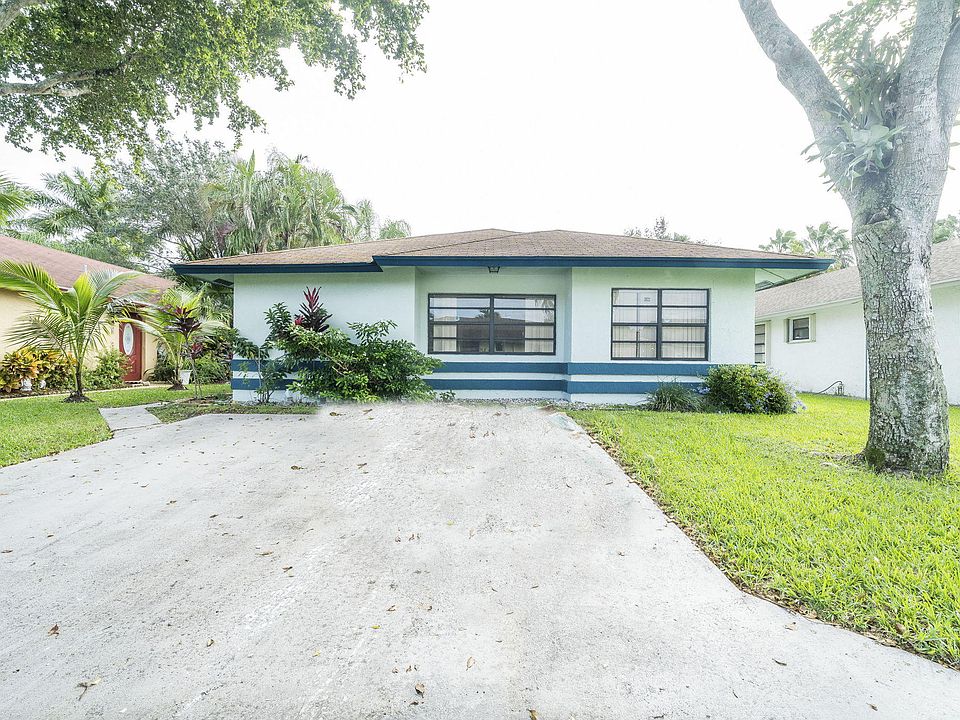 1st image of 1332 Longarzo Pl