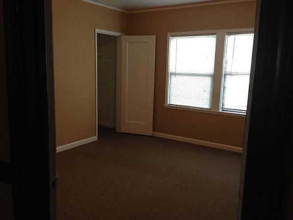 4th image of 2336 Grant Ave #B
