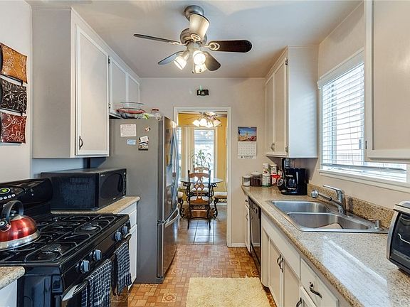 5th image of 6737 Denmead St