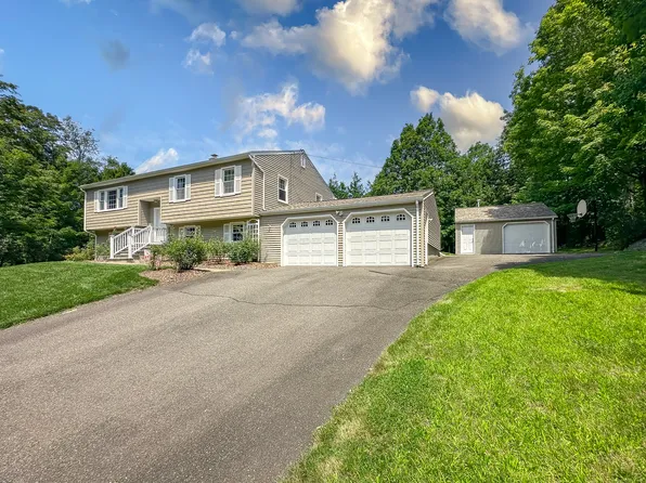 2 Brookwood Court, Prospect, CT 06712