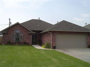 1001 Lawton, Moore, OK 73160