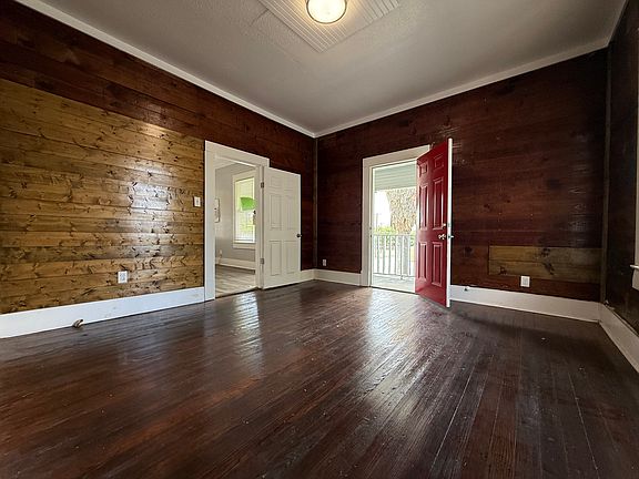 3rd image of 419 Harding Pl #1201