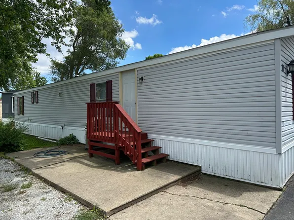 10557 N State Route 50 Hwy #11, Manteno, IL 60950