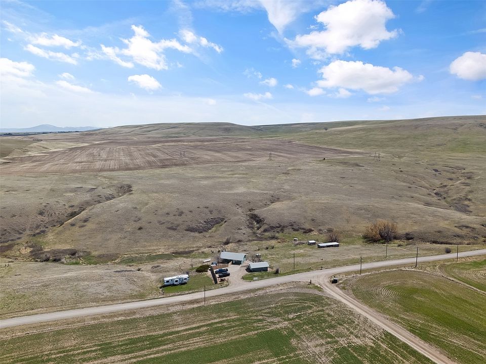 1st image of 417 Goodwyn Coulee Rd
