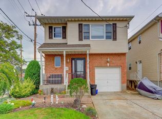 3105 Royal Ave, Oceanside, NY 11572