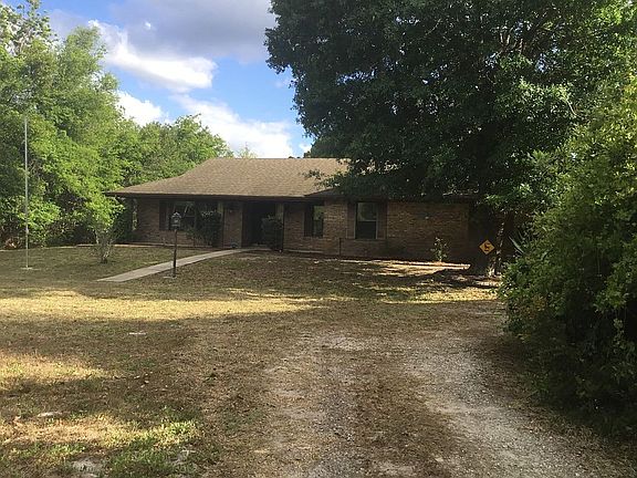Driveway & Front View