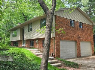 5001 Pinetum Trl, Brighton, MI 48114