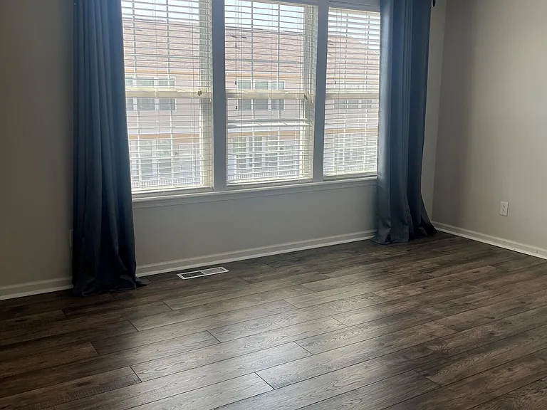 12721 Tamworth Dr — Photo 11