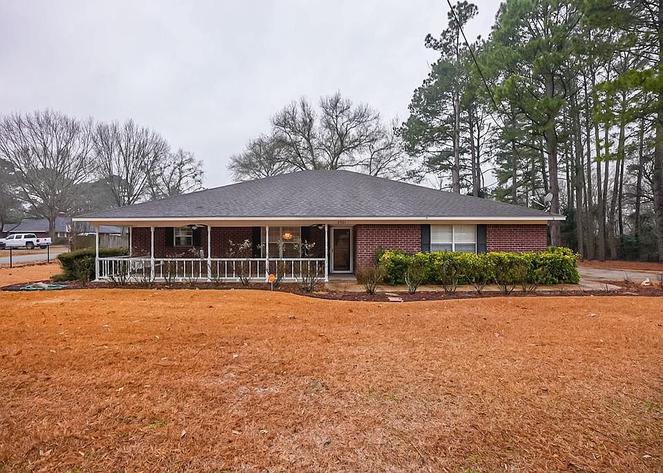 1st image of 2501 Bentwood Dr