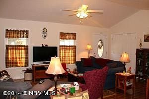 3rd image of 1971 Medallion Dr