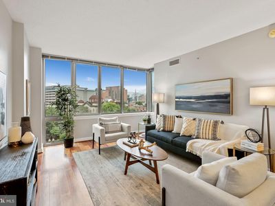 555 Massachusetts Ave NW APT 603, Washington, DC, 20001