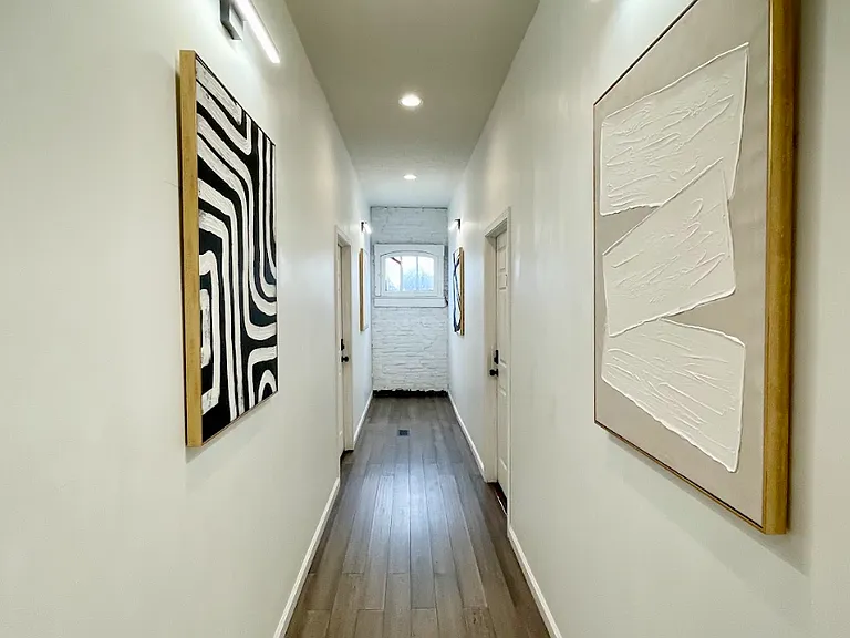 2630 W Burnett Ave #8 — Photo 18
