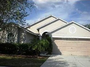 1813 Greystone Heights Dr, Valrico, FL 33594