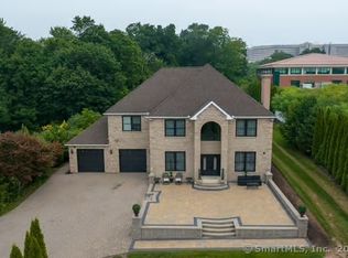 93 South Rd, Farmington, CT 06032