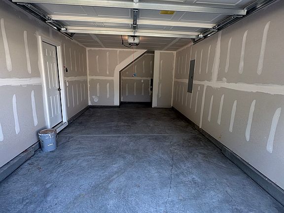 5th image of 2953 Penninger Cir #83