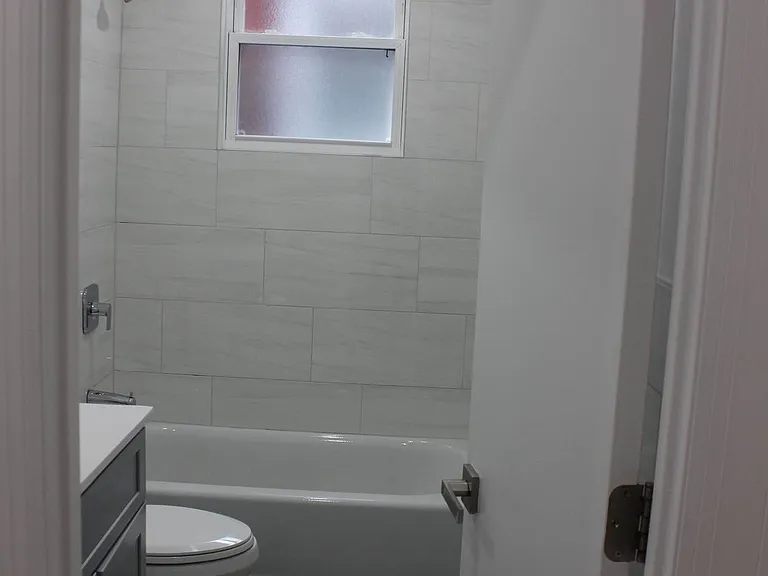 245 Newkirk Ave #2 — Photo 4