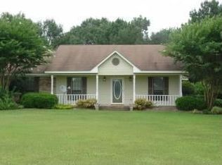 116 Grady Hogan Rd, Caledonia, MS 39740