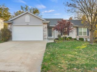 1926 Meriwether Dr, Washington, MO 63090