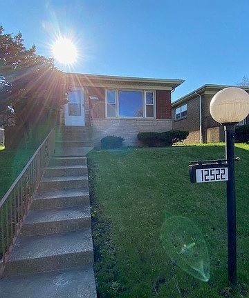 2nd image of 12522 S Edbrooke Ave