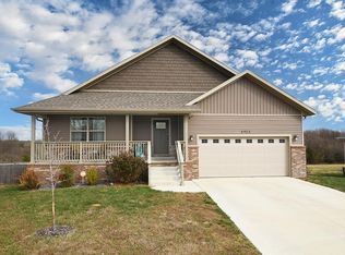 3922 N Spring Branch Ct, Springfield, MO 65803