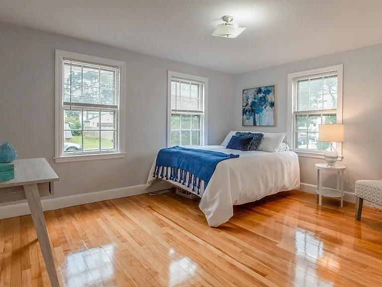 71 Tyler St #2 — Photo 4