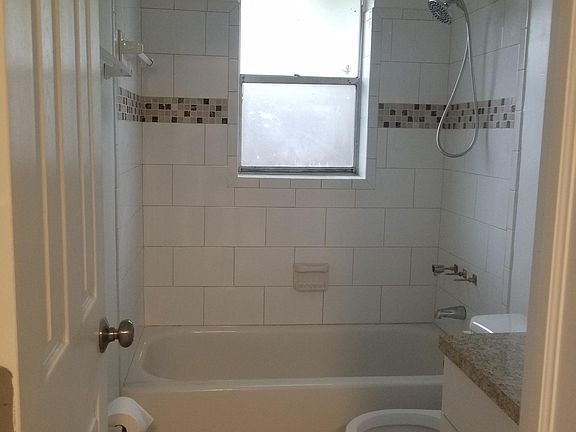 5th image of 920 W Las Olas Blvd