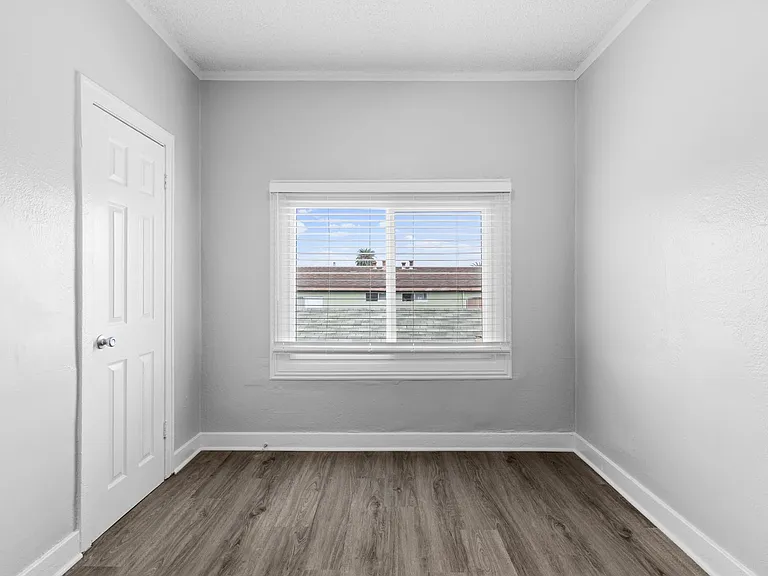 1424 Chestnut Avenue — Photo 16