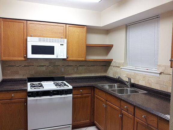 3rd image of 1417 Avenue A