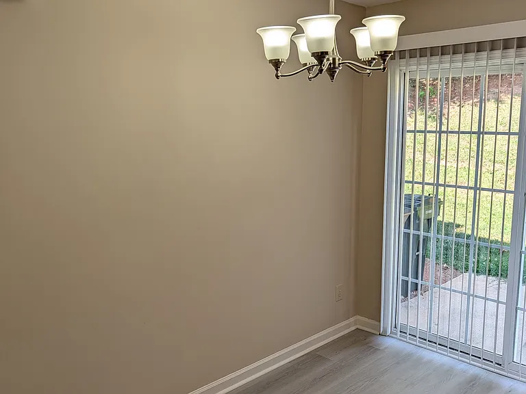214 Malamute Ln — Photo 8