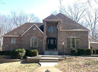 252 The Woods, Bedford, IN