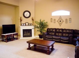 2170 Myrtle Ave, Sanger, CA 93657