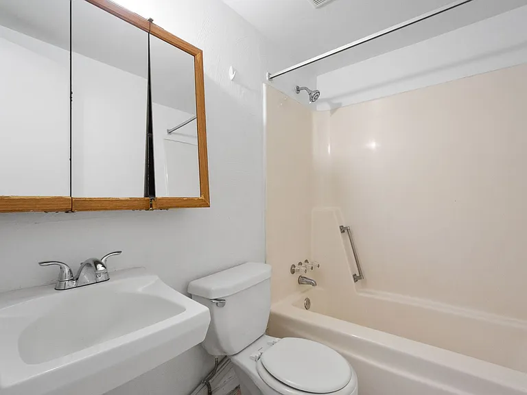 Baldwin Cathell Townhouses — Photo 3