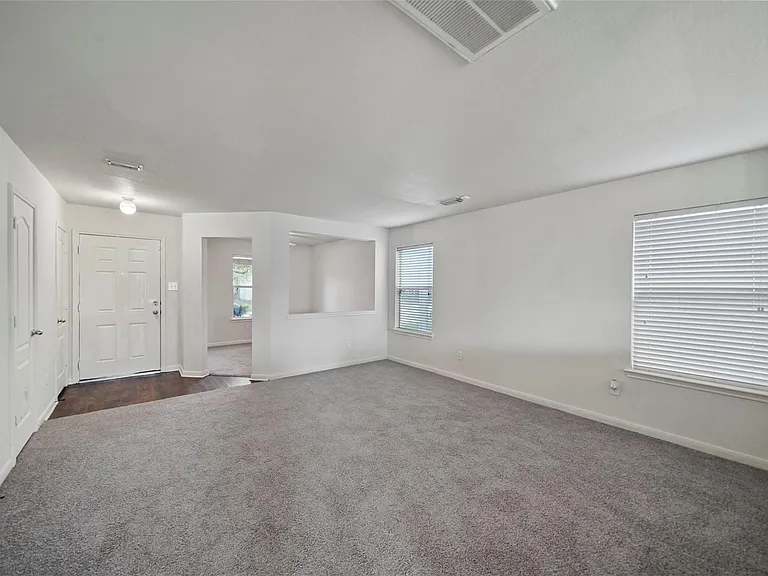 3610 Avalon Castle Dr — Photo 16