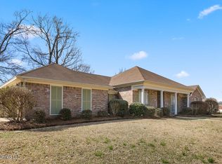 311 Longleaf Dr, Flowood, MS 39232