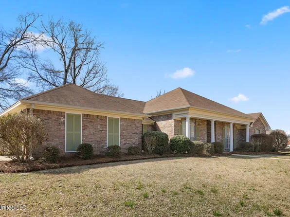 311 Longleaf Dr, Flowood, MS 39232