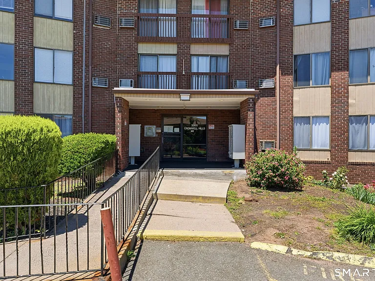2316 Cromwell Hills Dr #2316 — Photo 1