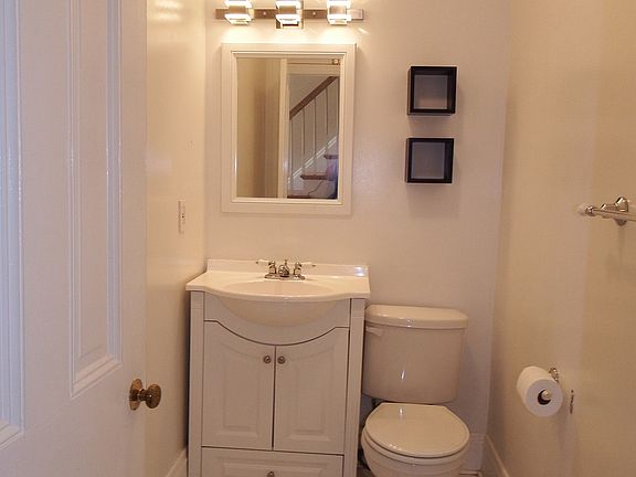 3rd image of 213 E Mount Royal Ave #2