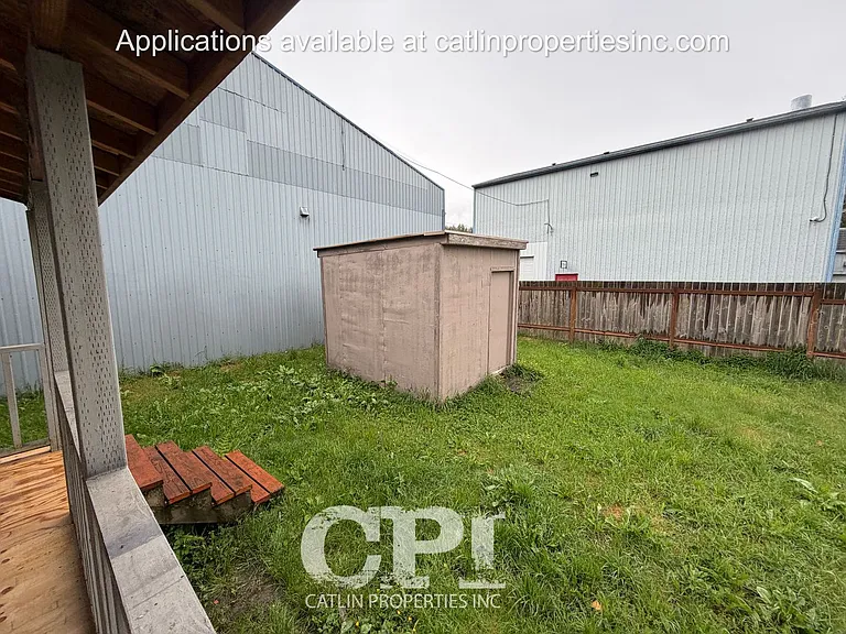 305 Rosewood St — Photo 20