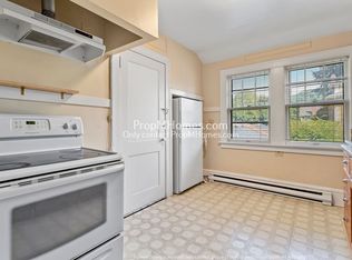 Enchanting Two-Bedroom Retreat in the Heart of Irvington!, Portland, OR 97212