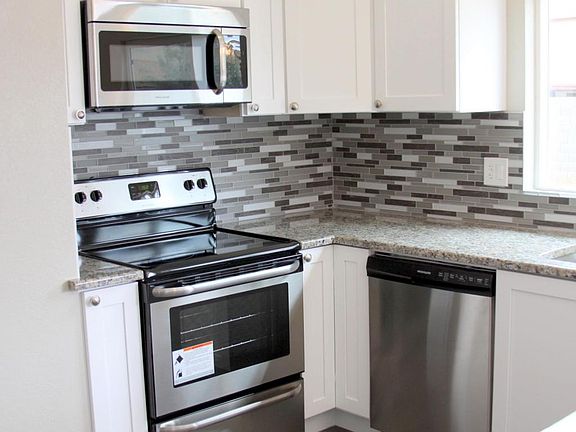 4th image of 3357 W Kelton Ln