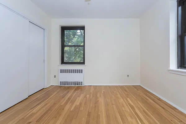 Sold by Keller Williams Realty Landmark | media 11