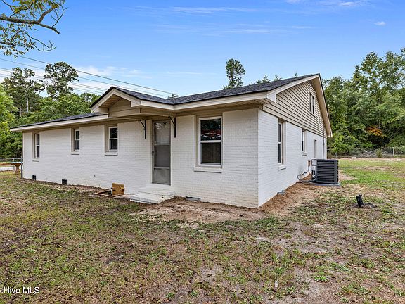 4th image of 938 Old Grantham Road