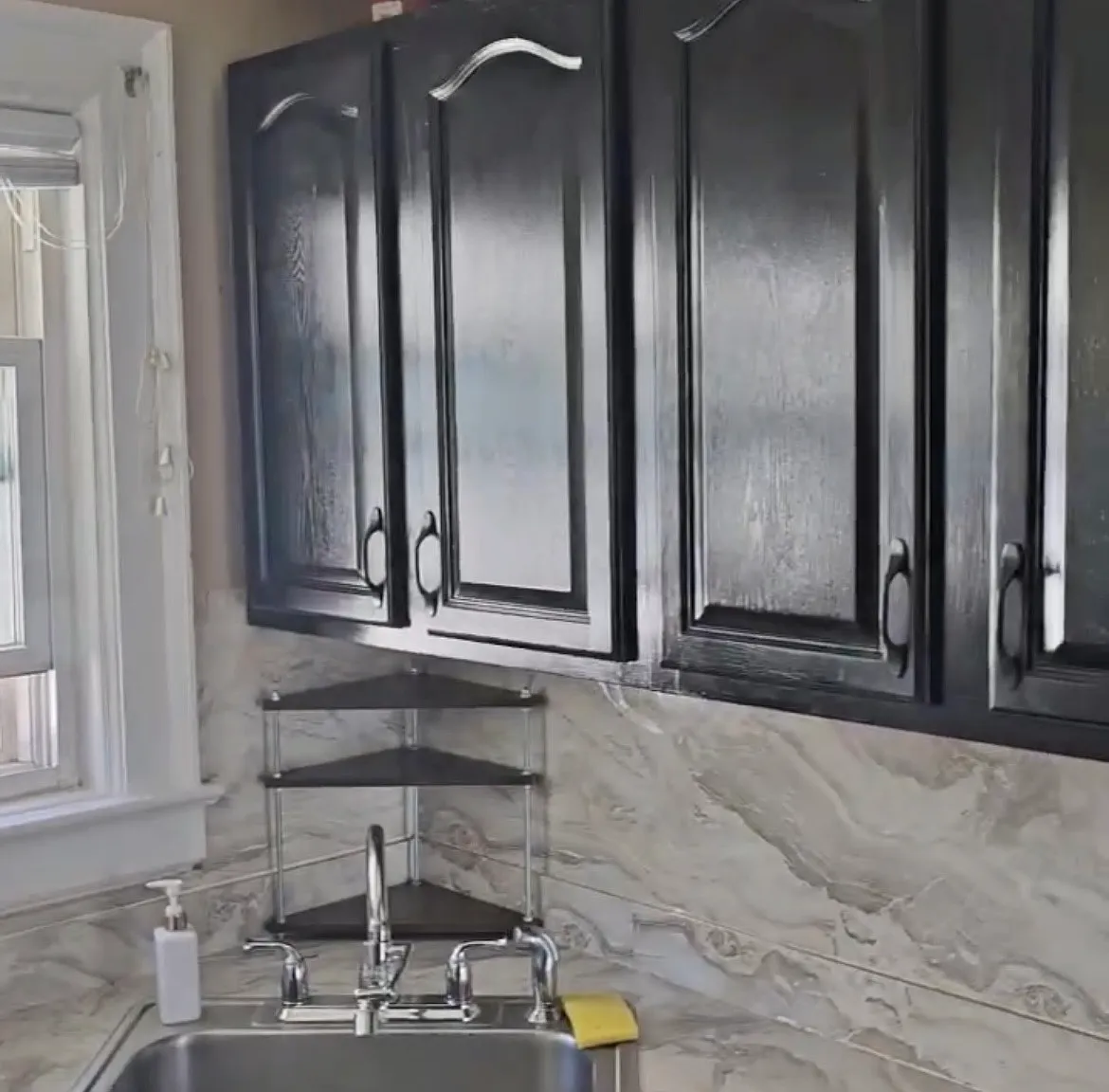 2 bed, $3,200 — Photo 1